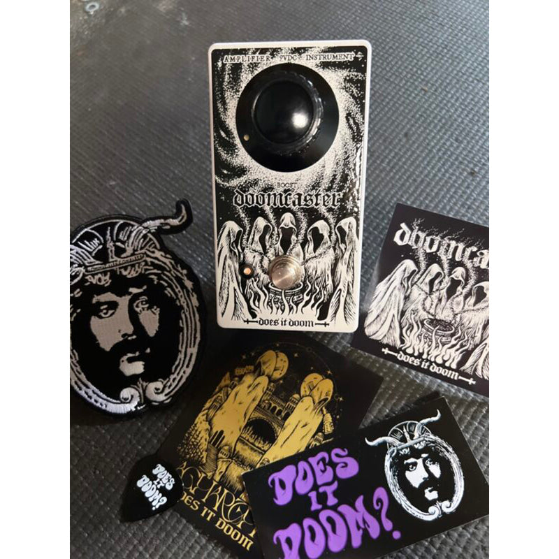 doom metal pedal Does It Doom Doomcaster – Motor City Guitar