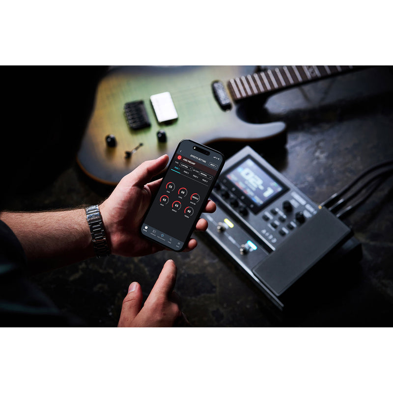 Boss GX-10 Guitar Modeling Multi-Effects Processor Pedalboard