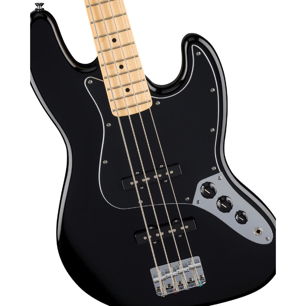 Fender Standard Jazz Bass - Black