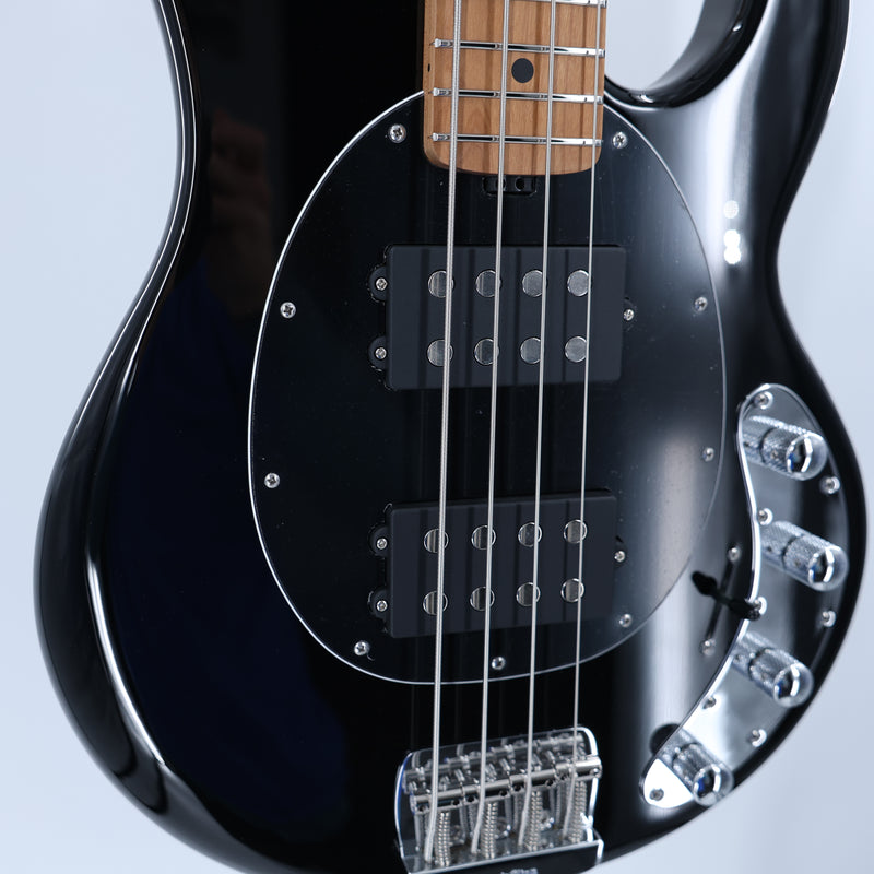 Music Man StingRay Special HH - Black - Roasted Maple/Maple - Chrome