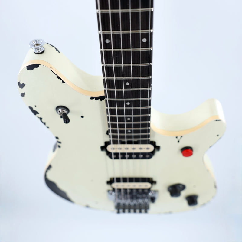 EVH Limited Edition Wolfgang Special Striped Series Guitar w/ Gig Bag - Distressed Ivory
