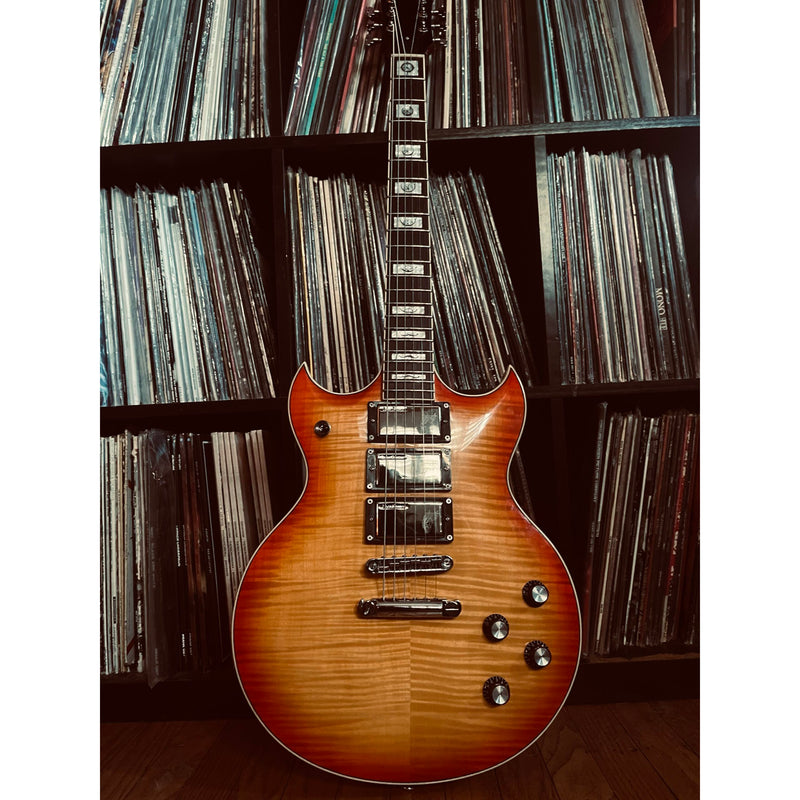 Woodrite Matt Pike Signature Warlord - Cherry Sunburst w/Case