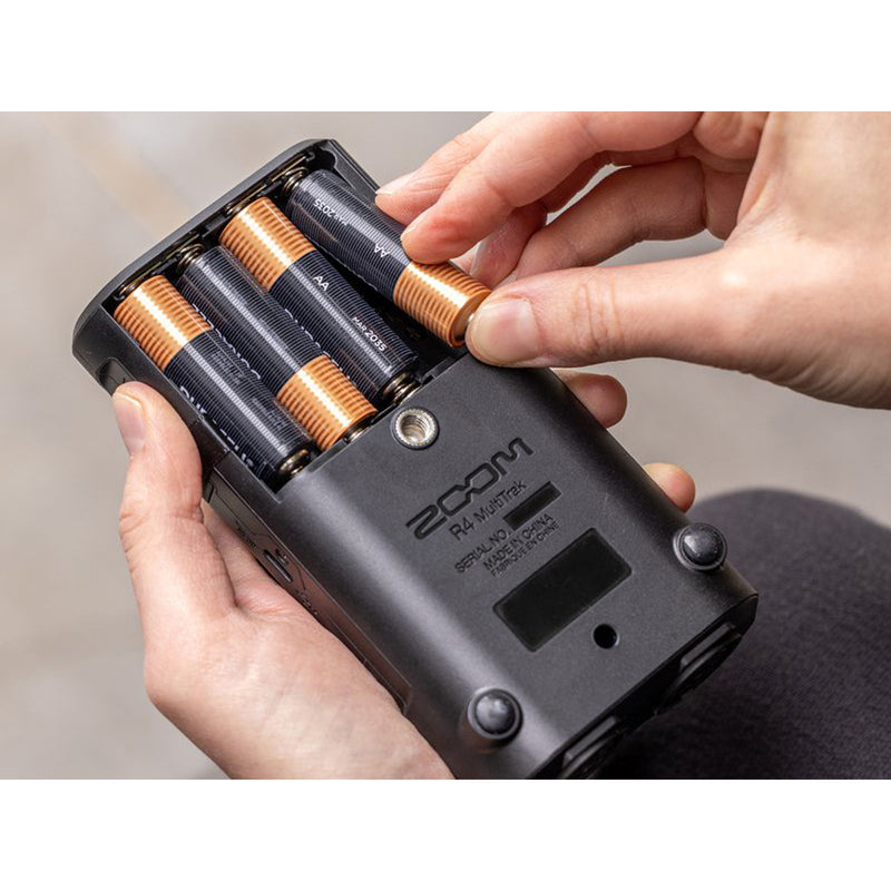 Zoom R4 MultiTrak 4-track Digital SD Recorder and USB Audio Interface w/ FX