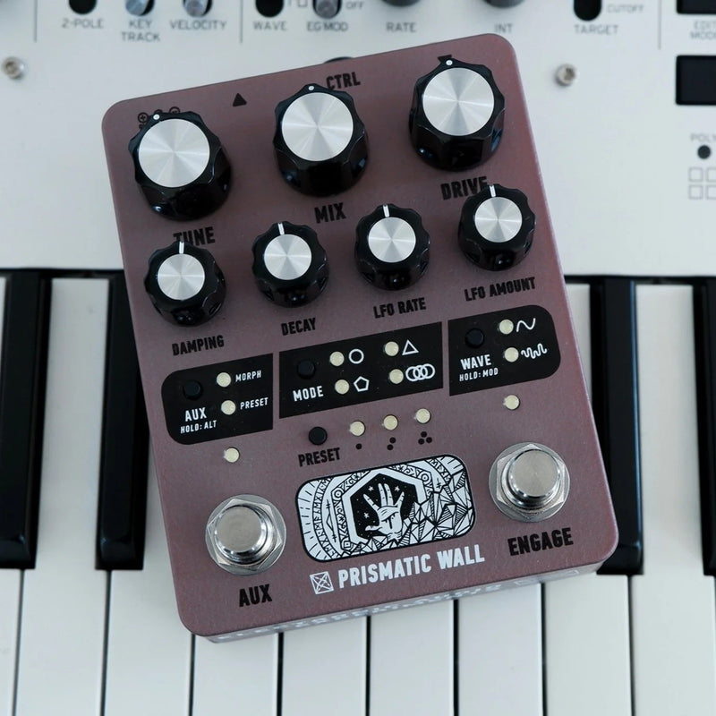 Electronic Audio Experiments Prismatic Wall Sympathetic String Resonator Pedal