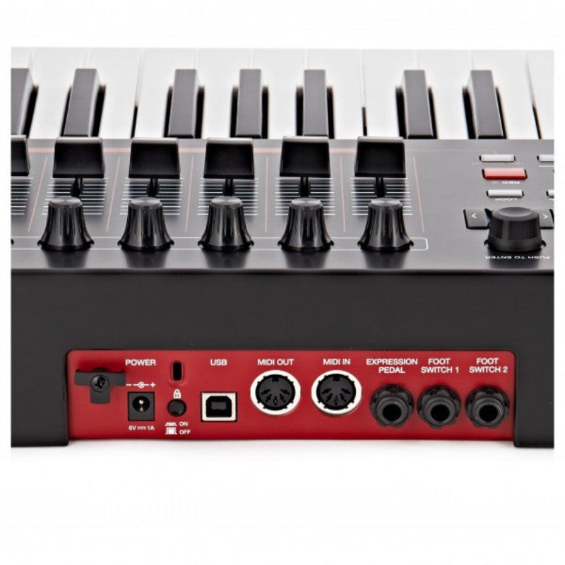 Akai Professional MPK261 61-Key Keyboard Controller