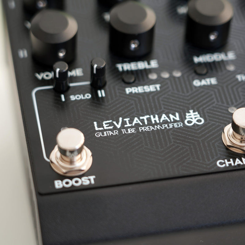 RedSeven Leviathan Tube Preamp Pedal