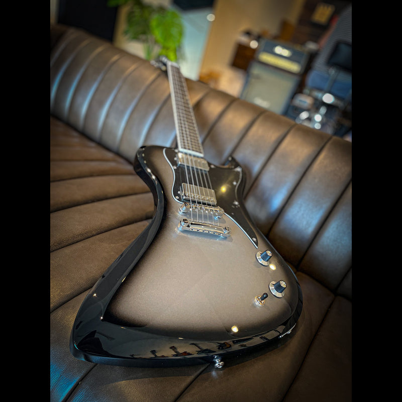 Dunable R2 DE Series Guitar - Silverburst