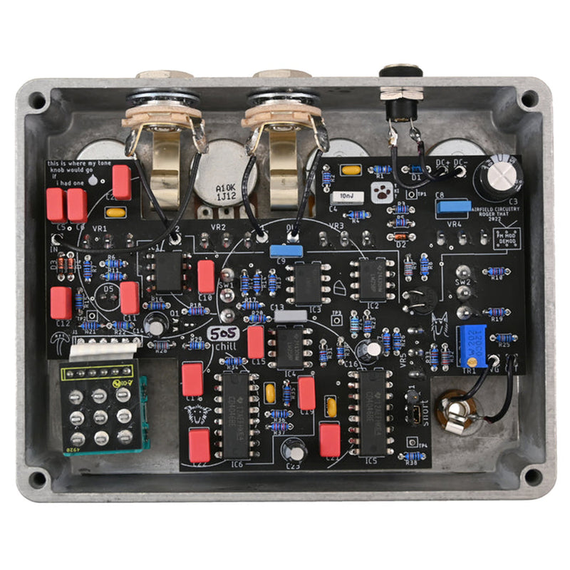 Fairfield Circuitry Roger That FM Modulator/Demodulator RF Distortion Pedal